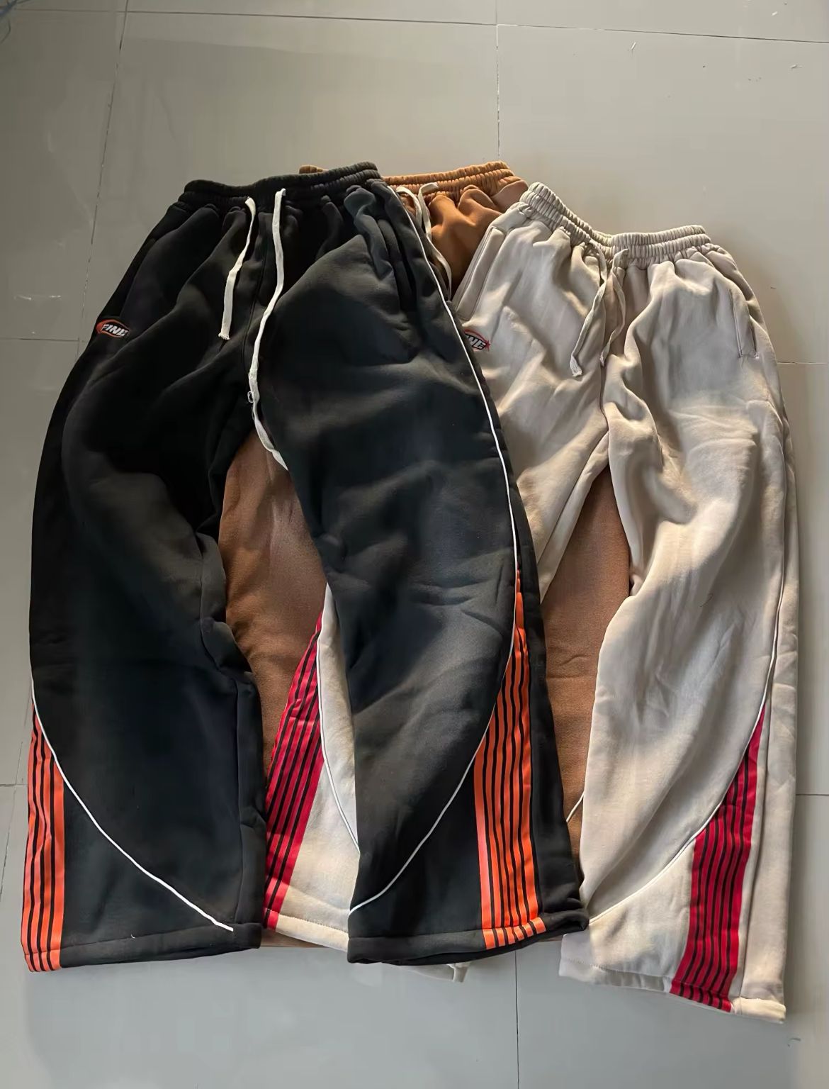 FINE Sweatpants