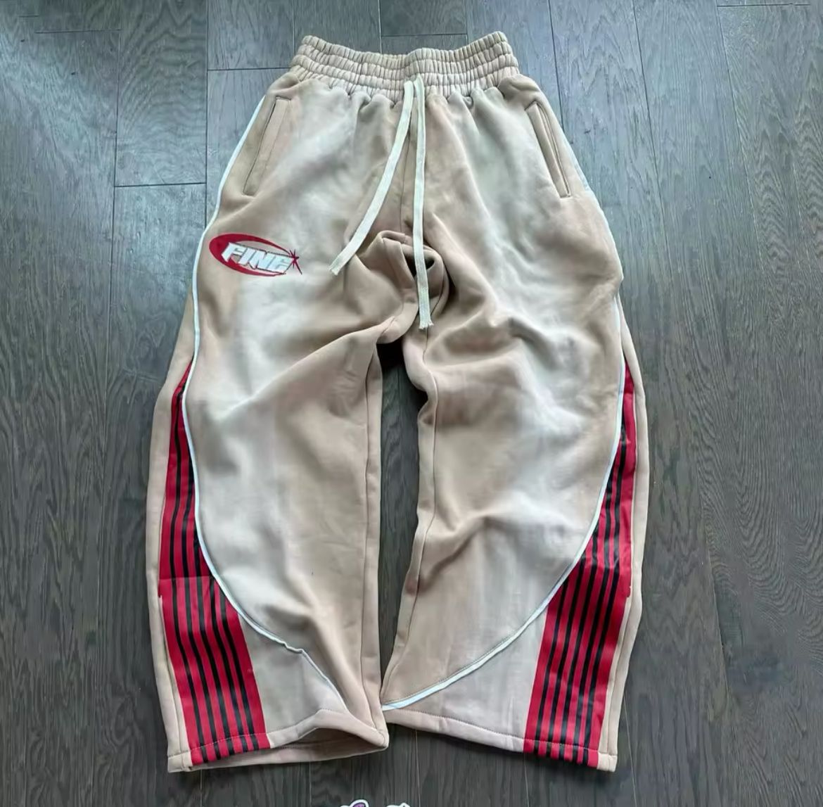 FINE Sweatpants